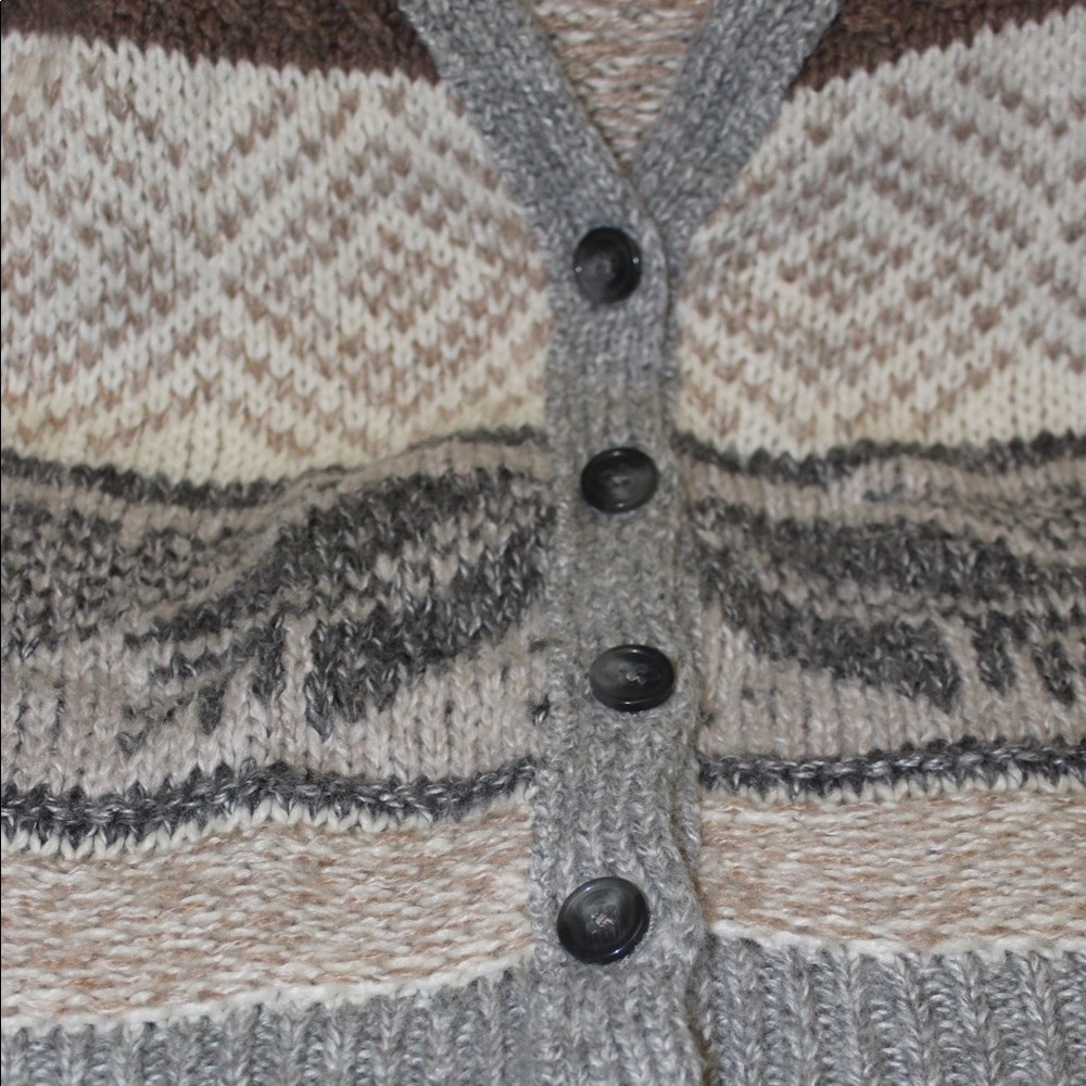 Sweater - Picture 5 of 5